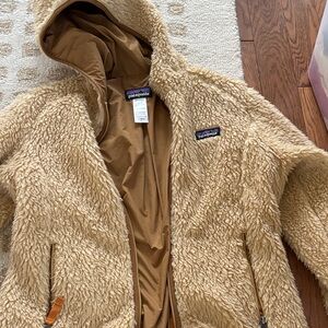 Patagonia Tan Sherpa Fleece Jacket